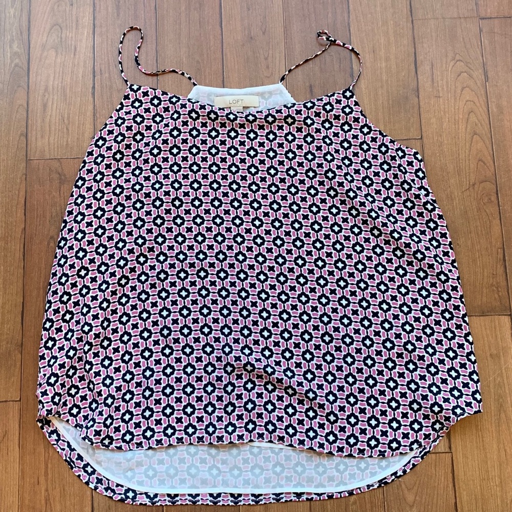 Ann Taylor LOFT pink and black patterned racerback